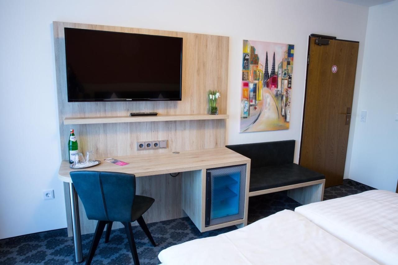 Hotel Wilms Кьолн Екстериор снимка