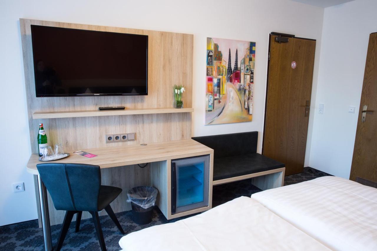 Hotel Wilms Кьолн Екстериор снимка
