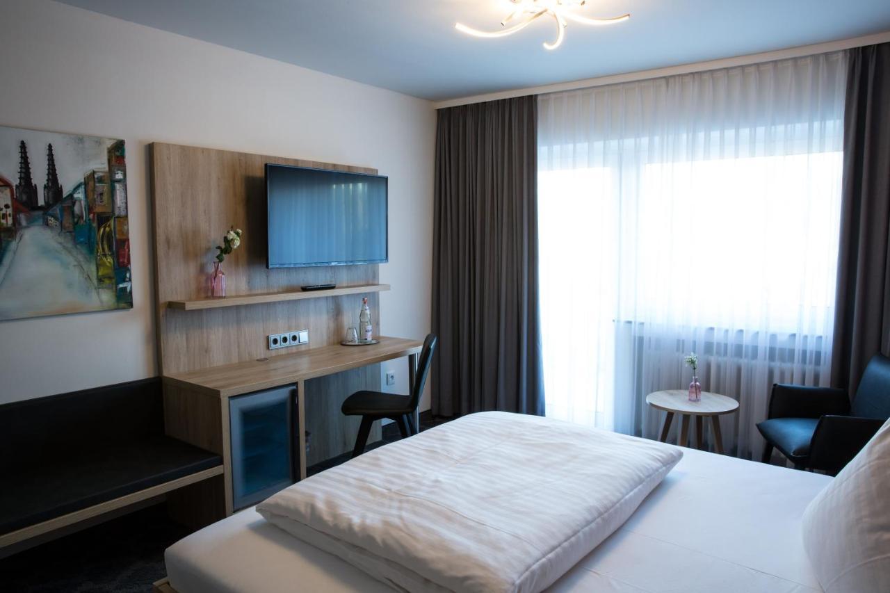 Hotel Wilms Кьолн Екстериор снимка