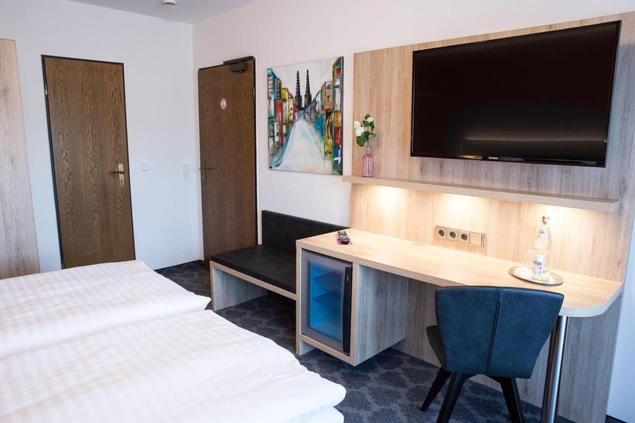 Hotel Wilms Кьолн Екстериор снимка