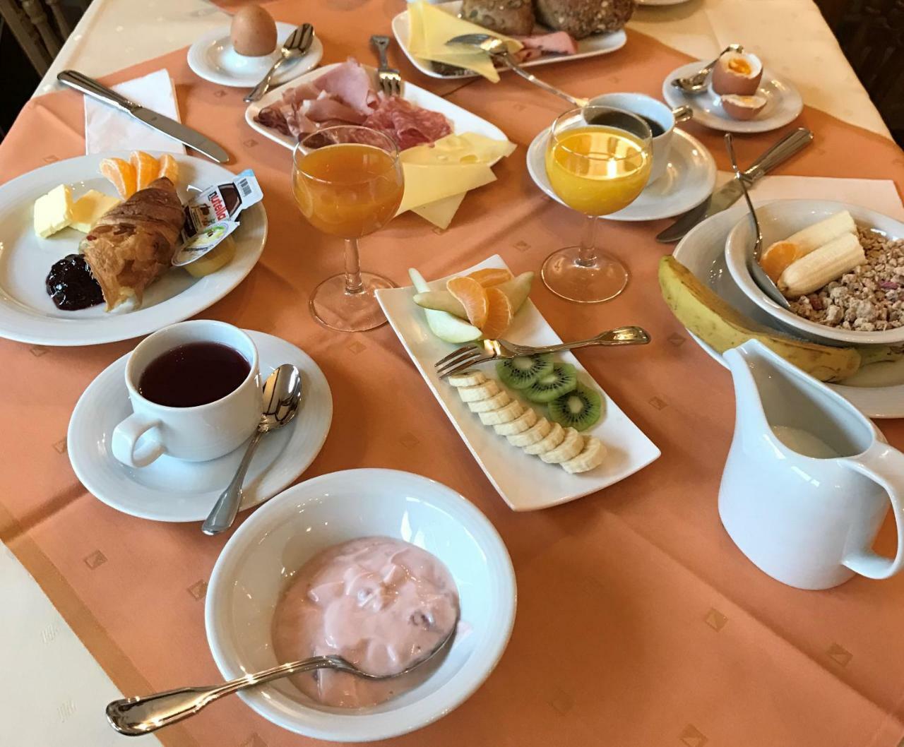 Hotel Wilms Кьолн Екстериор снимка